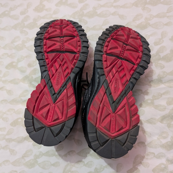 Man's Sneakers & Athletic Shoes Saucony Grid Escape TR5 - Picture 3 of 8